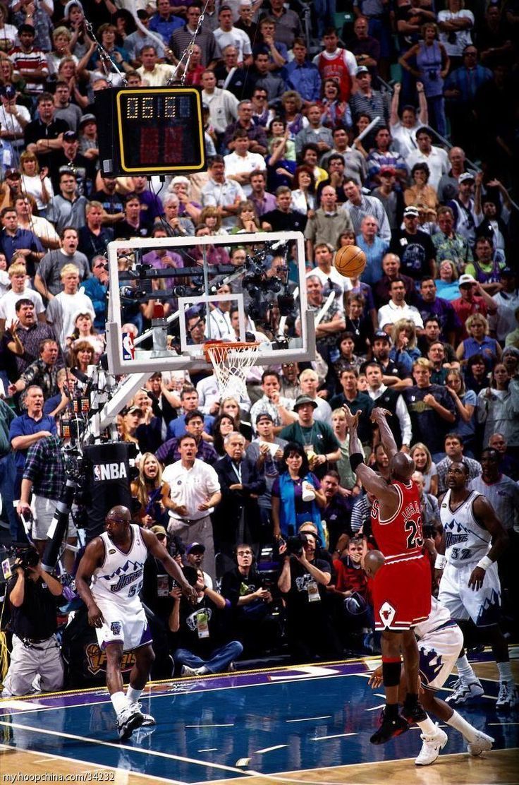 736x1112 Wallpaper Jordan's Championship Years Michael Jordan Last Shot Wallpaper