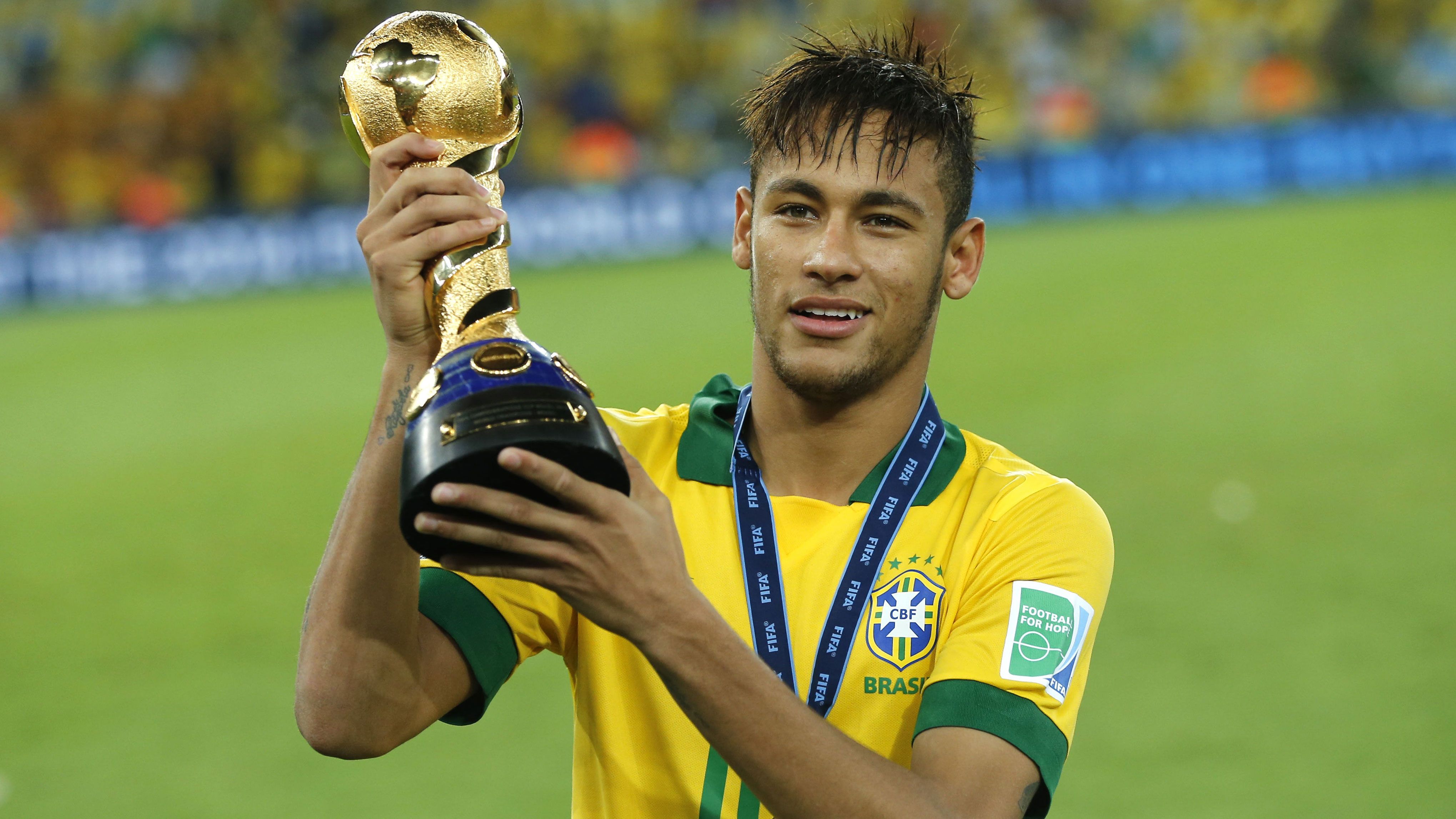 4079x2294 Neymar's Triumph: Brazilian Soccer Legend in Stunning 4K Ultra HDx2294