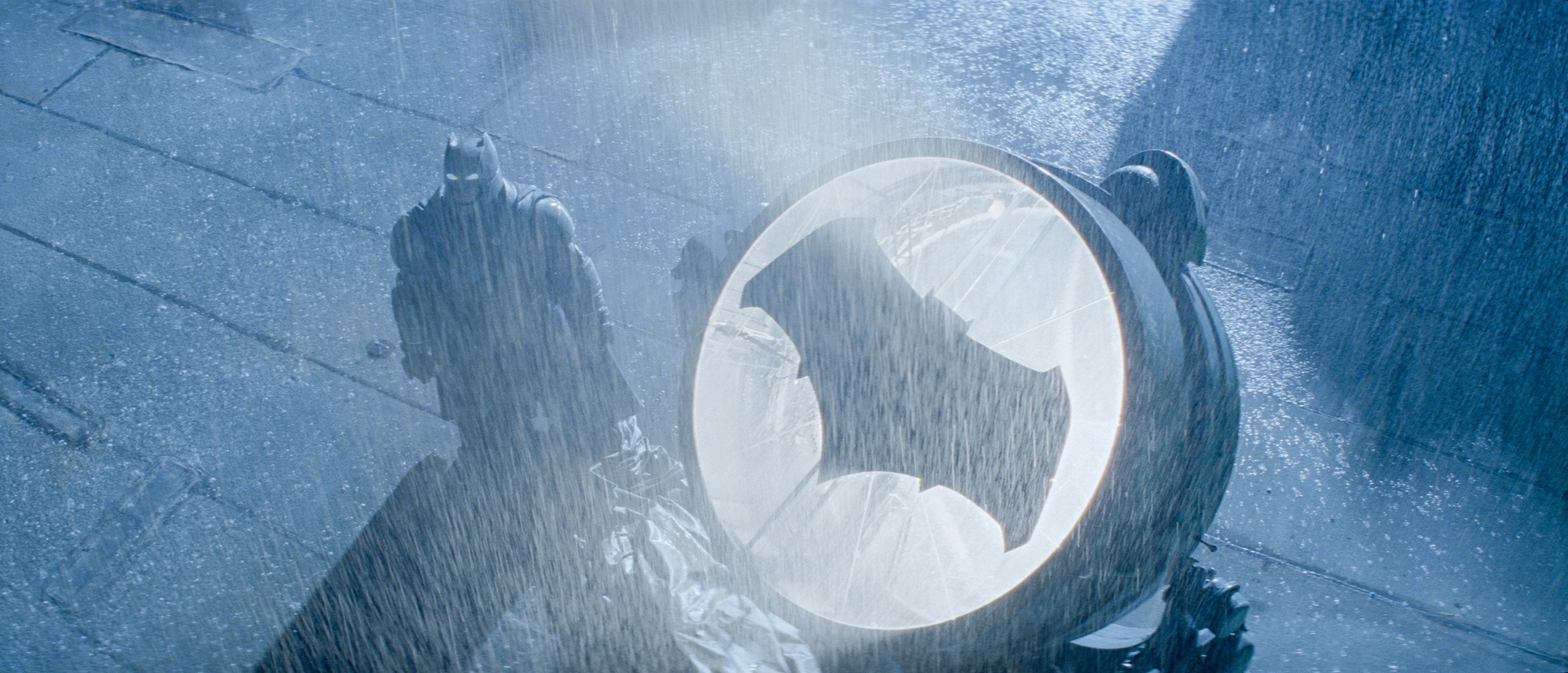 3610x1549 Desktop wallpaper: Batman, Batman V Superman: Dawn Of Justice, Movie, Bat Signal, Superman 4K free download for PC. 377208