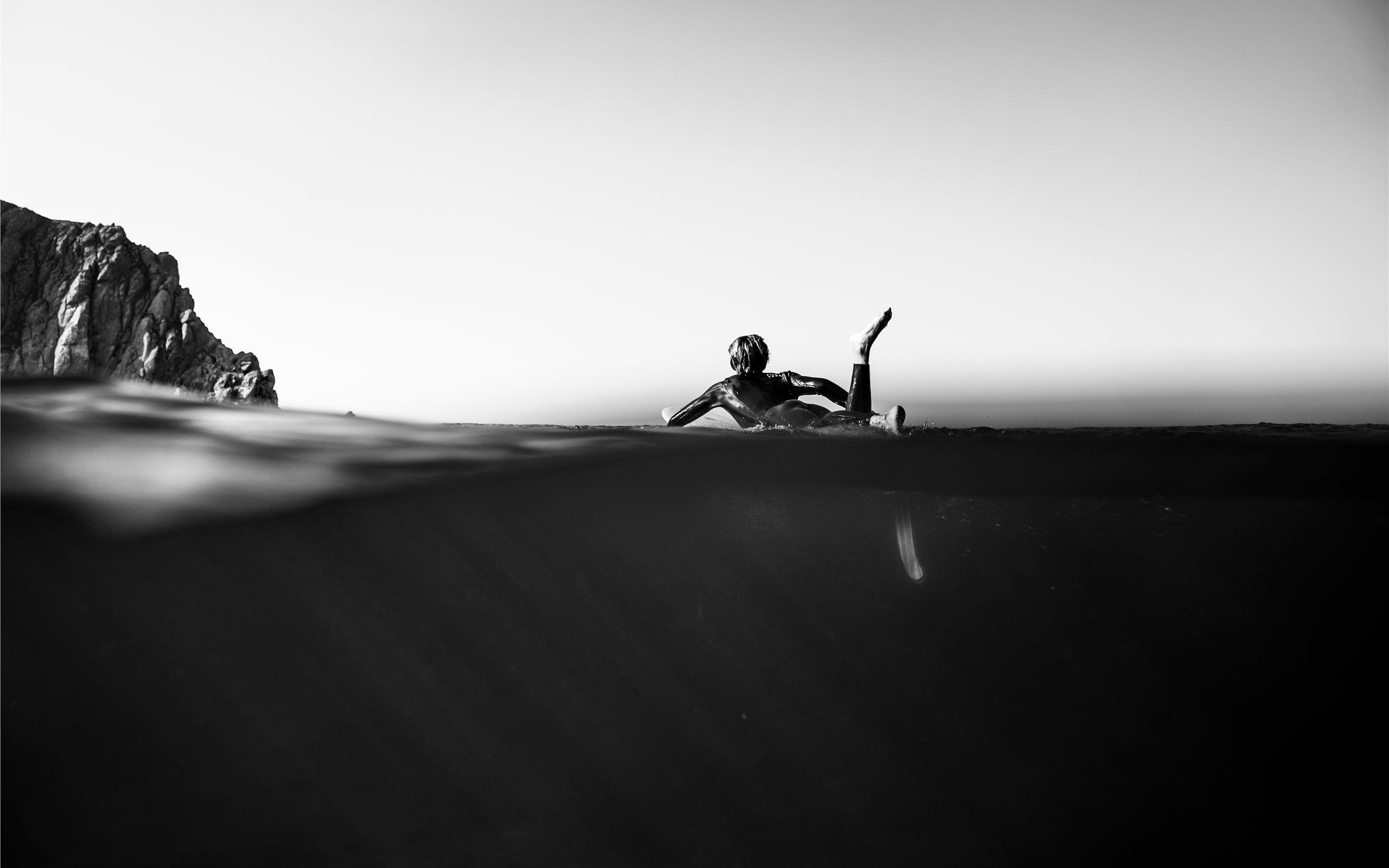 2560x1600 Dark Waters MacBook Air Wallpaper Download