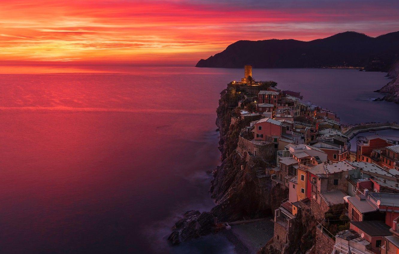 1332x850 Wallpaper sea, sunset, coast, building, home, Italy, Italy, The Ligurian sea, Vernazza, Vernazza, Cinque Terre, Cinque Terre, Liguria, Liguria, Ligurian Sea image for desktop, section пейзажи