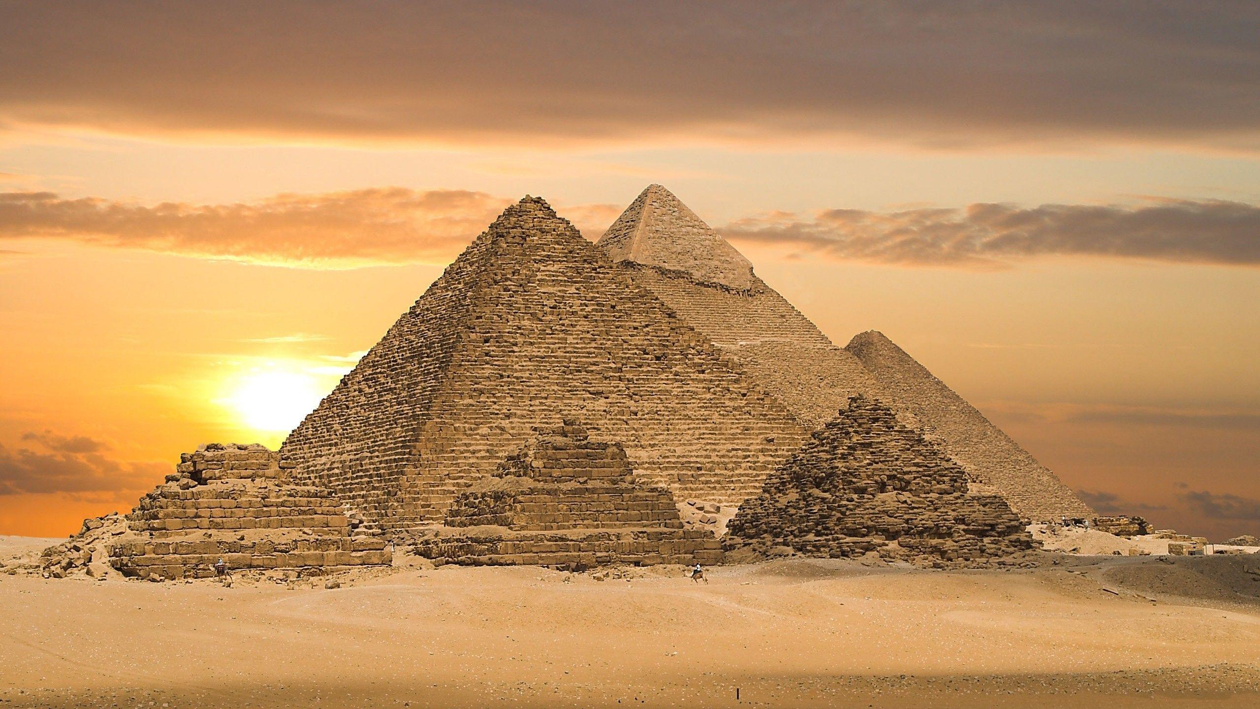 2560x1440 Egyptian Desktop Wallpaper