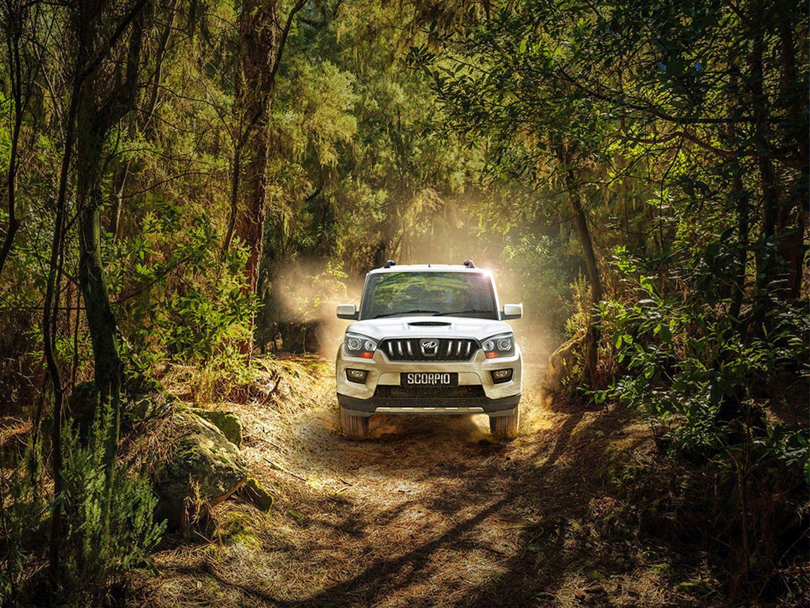 1600x1200 wallpaper: Mahindra Scorpio 2015 Wallpaper