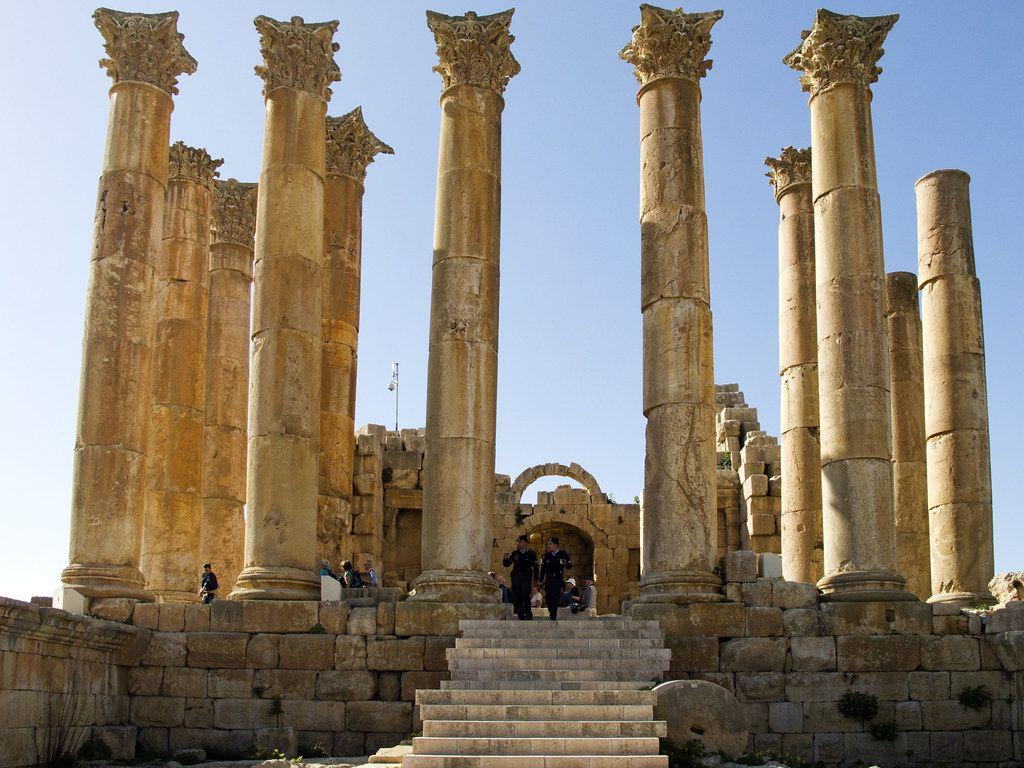 1024x768 20110301_Jordan_0175 Jerash. The Temple of Artemis in Jeras