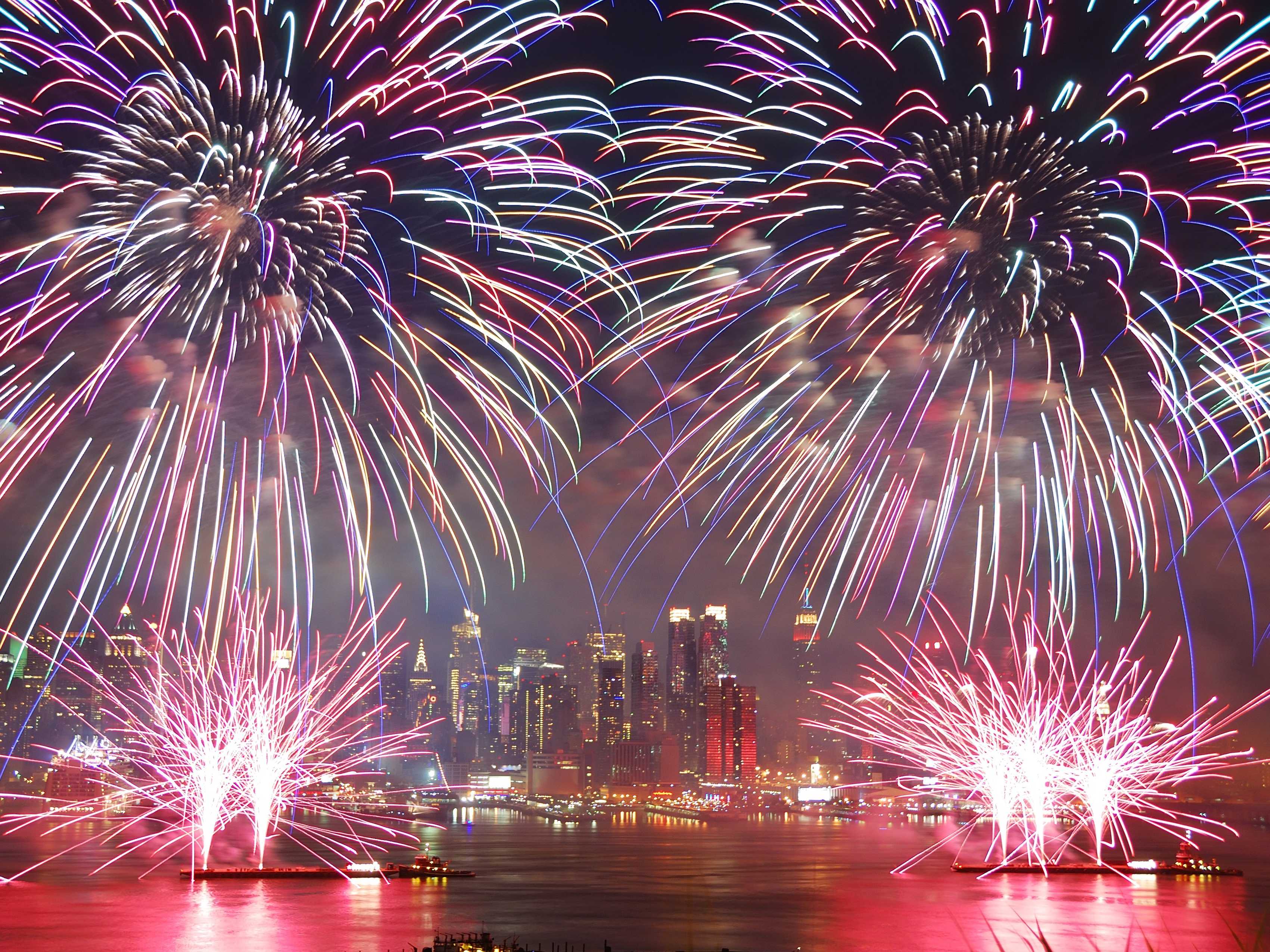 3402x2551 Title Holiday 4th Of July Fireworks Wallpaper Of July Desktop Background HD Wallpaper