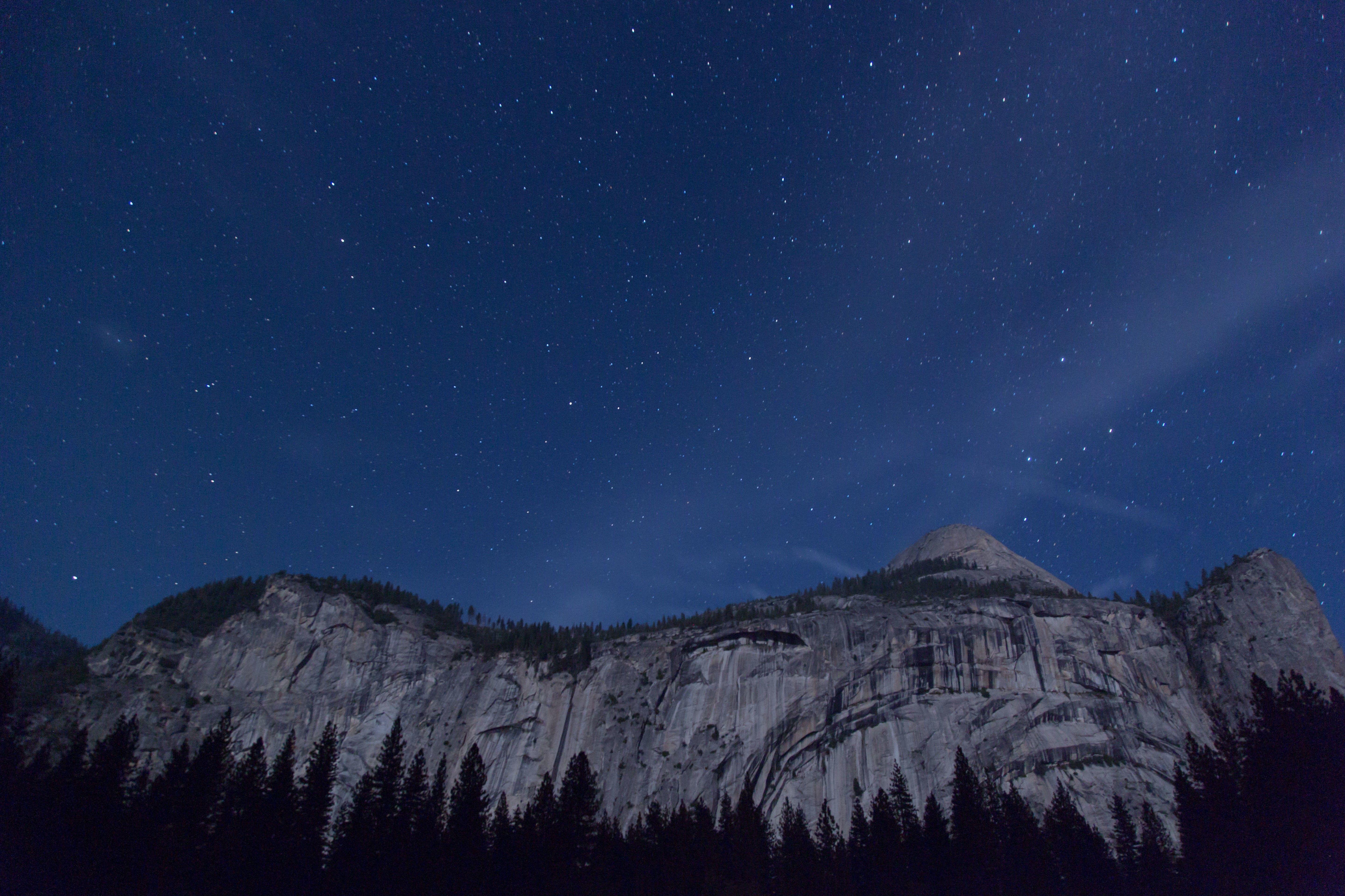 5760x3840 Stars Mountains Forest Night Sky Wallpaper:5760x3840