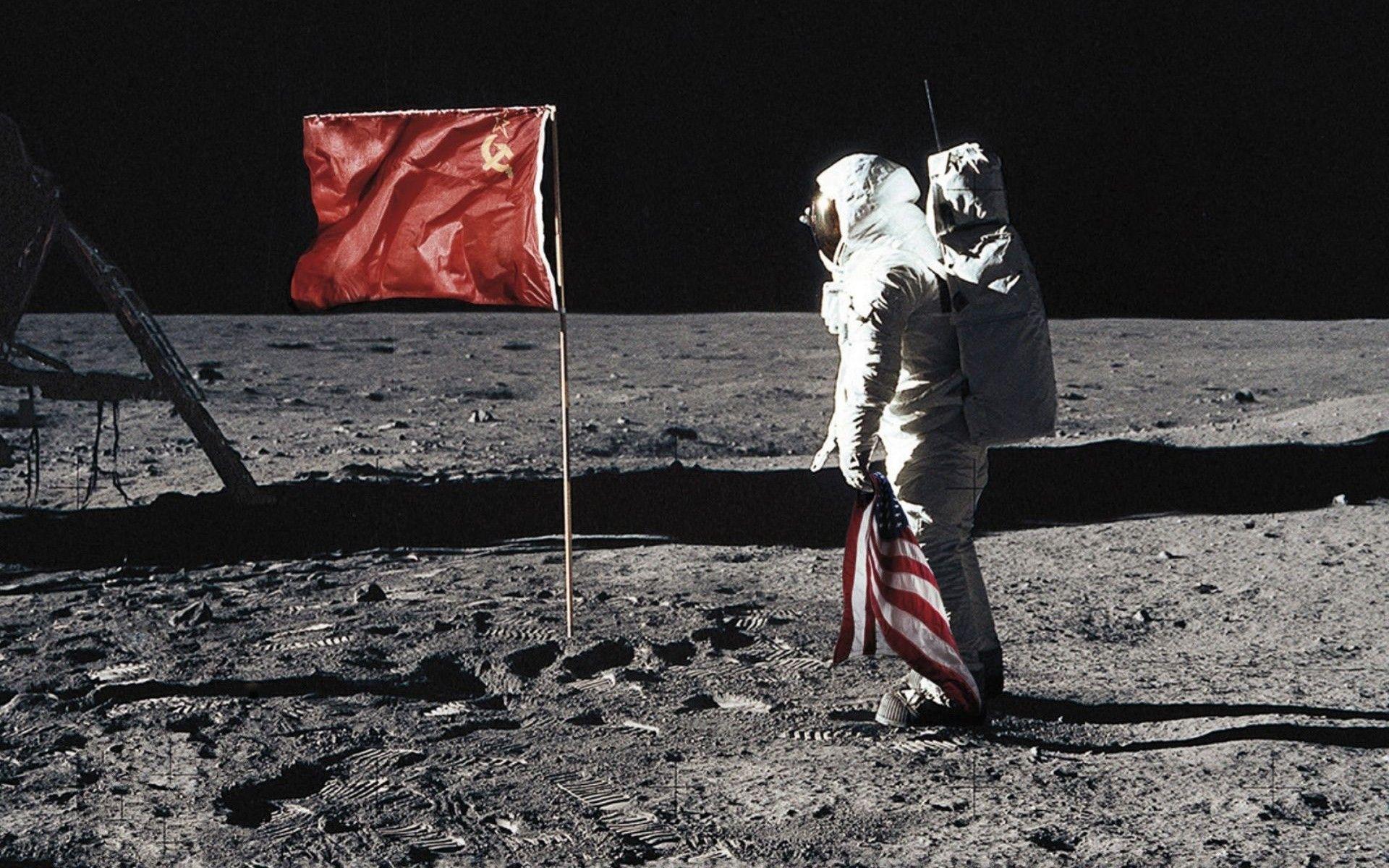 1920x1200 humor, Moon, funny, astronauts, USA, digital art, artwork, Soviet Union wallpaper