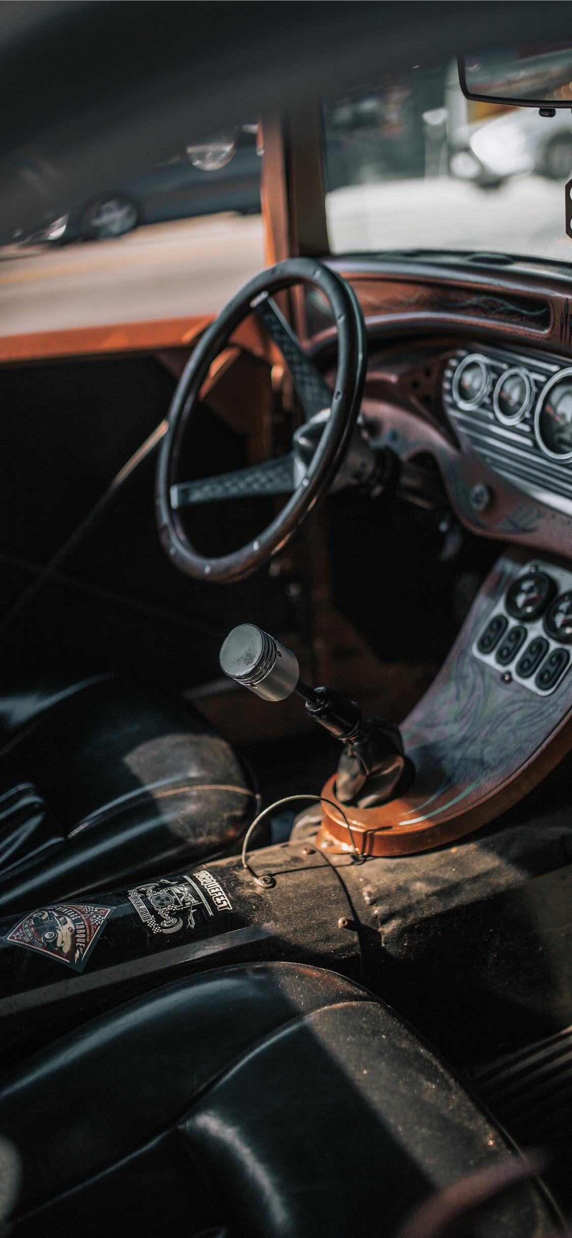 1125x2436 Custom Hot Rod iPhone 11 Wallpaper Free Download
