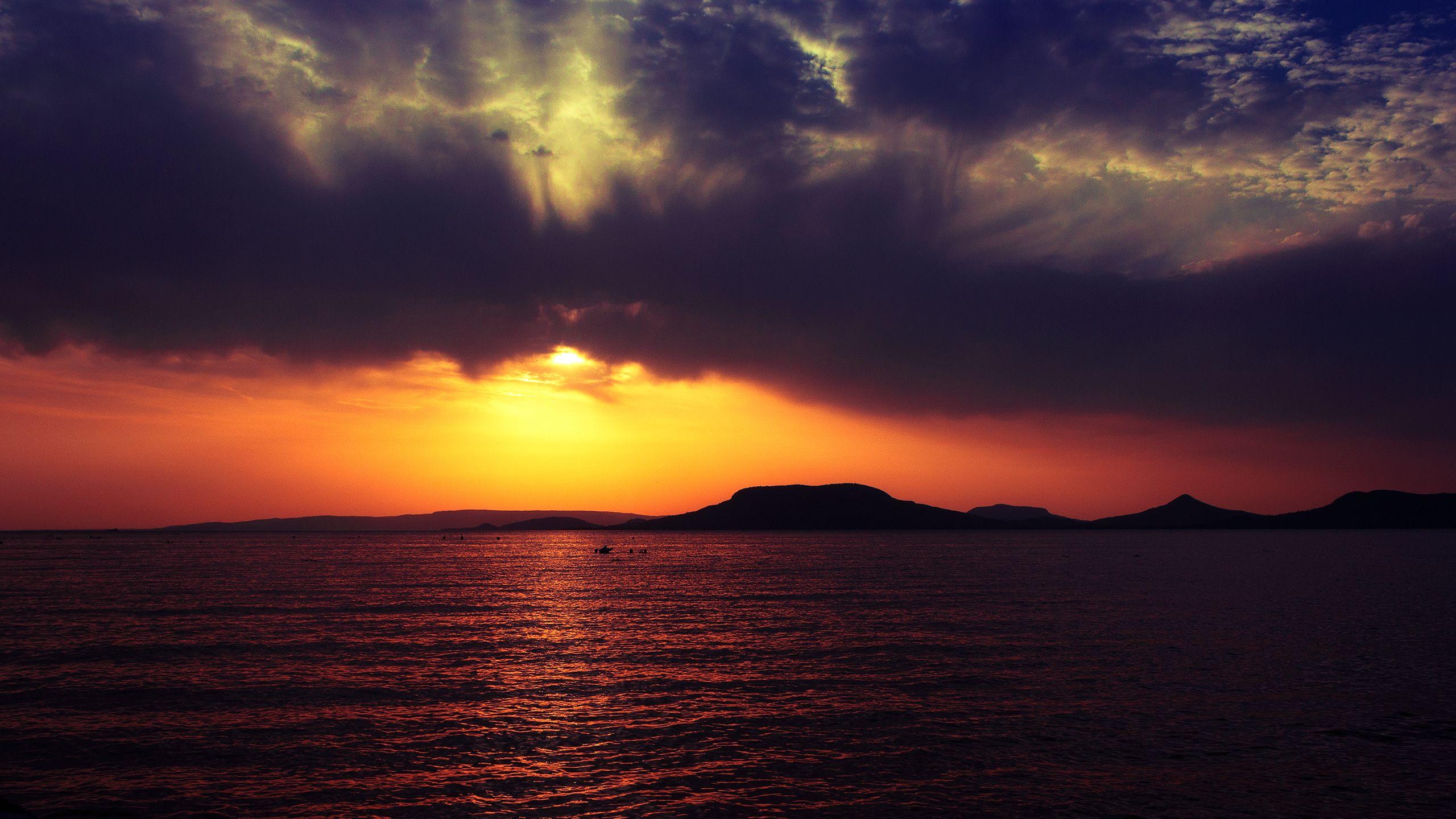 2560x1440 Sunset in Hungary [Wallpaper]