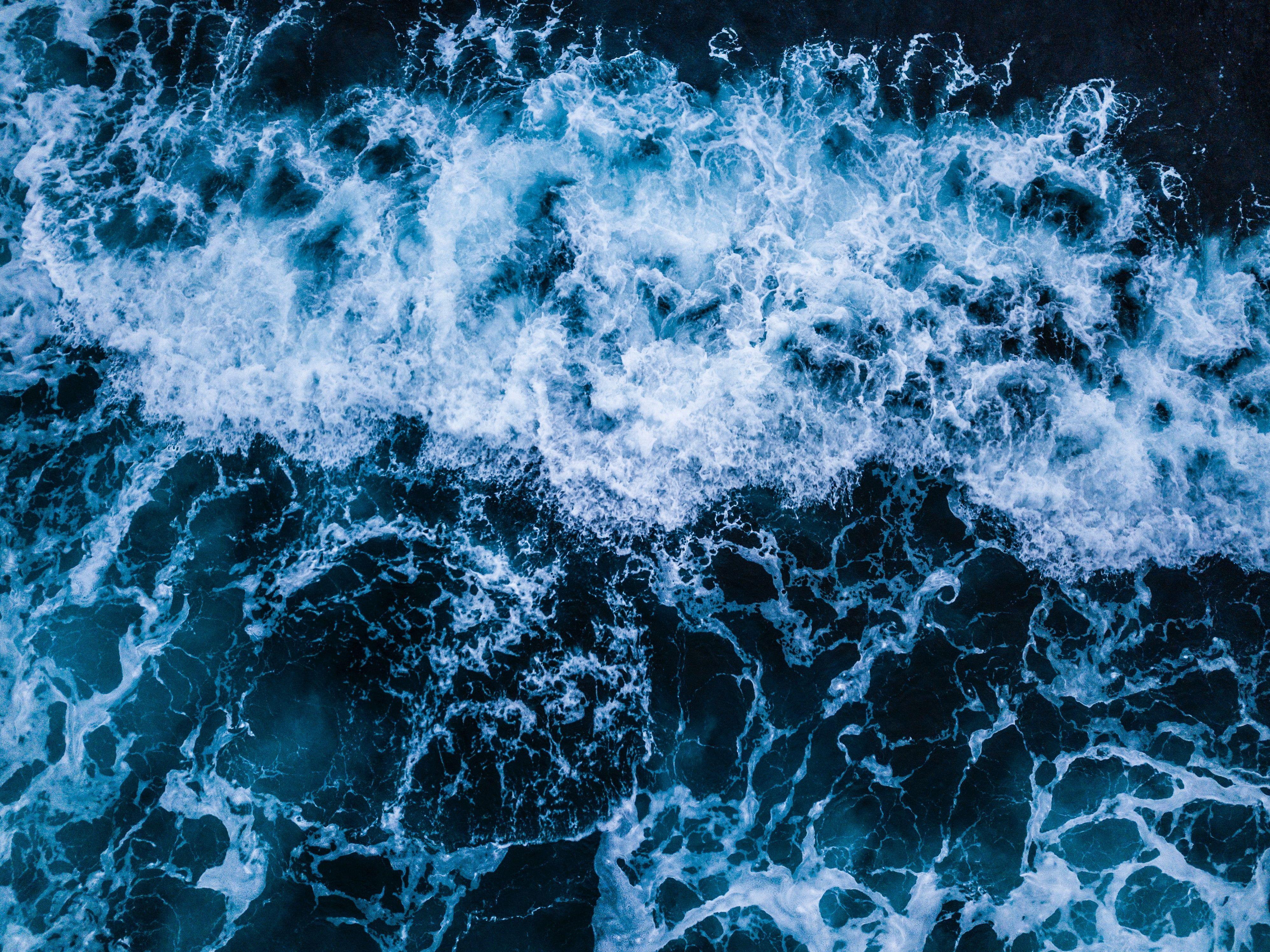 3992x2992 ocean waves #sea #waves #foam #surf #water view from above K #wallpaper #hdwallpaper #desktop. Ocean waves, Sea photography, Waves