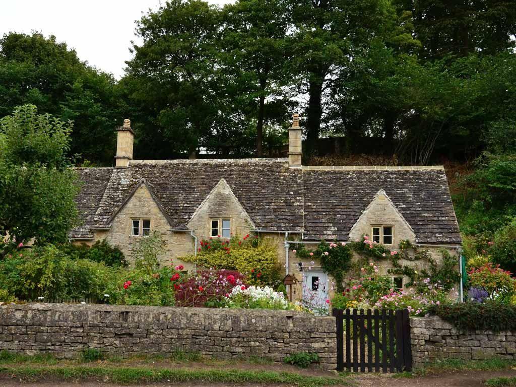 1024x768 (1024×768). Cottage wallpaper, English cottage, Dream cottage