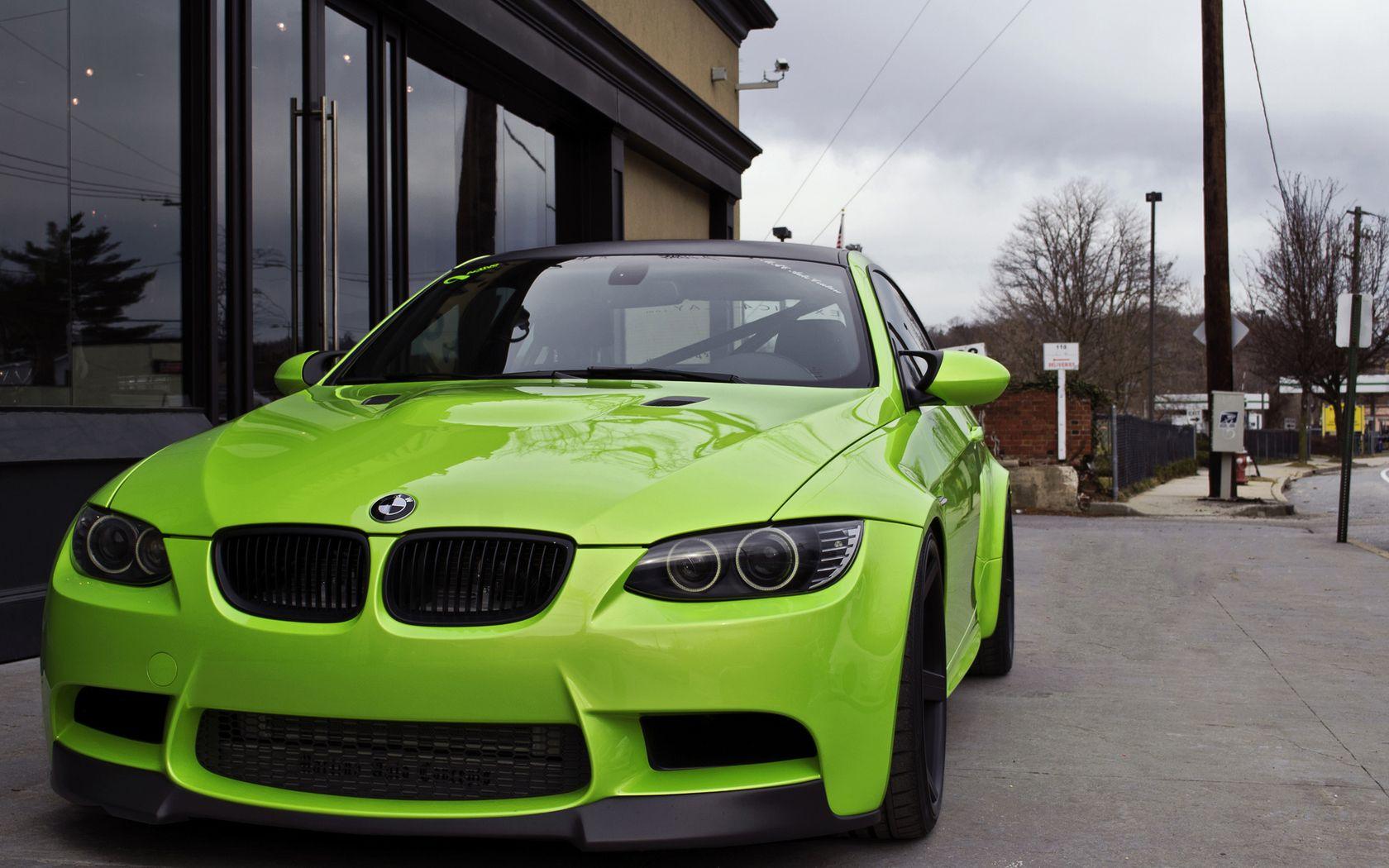 1680x1050 BMW M3 E92 Green wallpaper