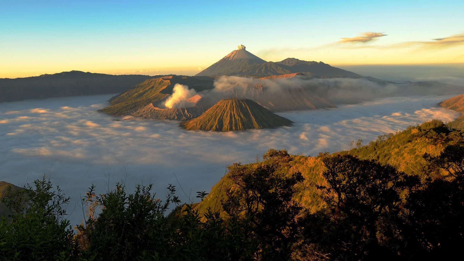 1920x1080 bromo semeru trekking 5 day. Semeru Trekking Tour Bromo Ijen Tour Package