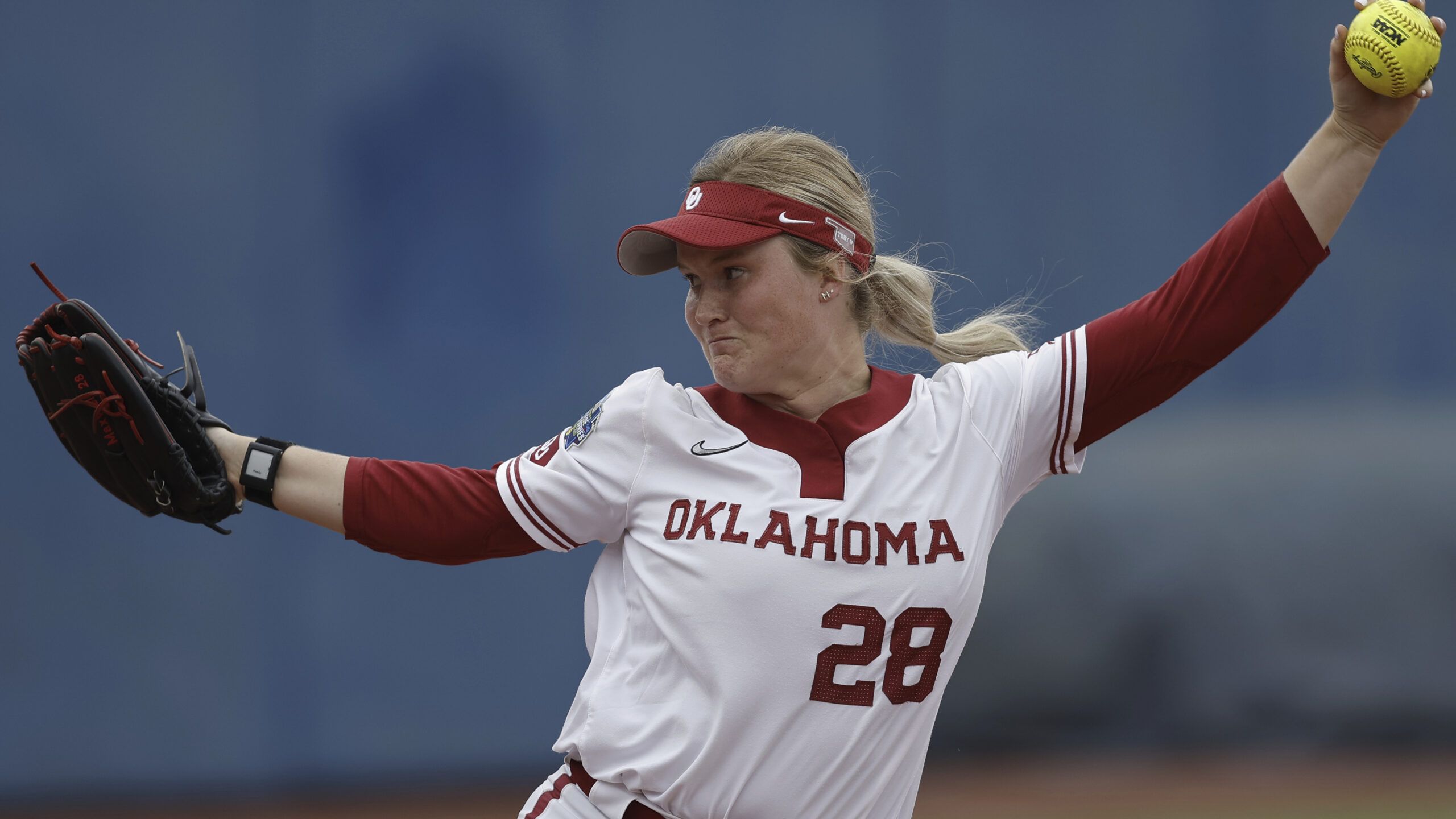 2560x1440 OU Softball: Oklahoma 'Has to Step Up' to in Tuesday Elimination Game vs. Florida