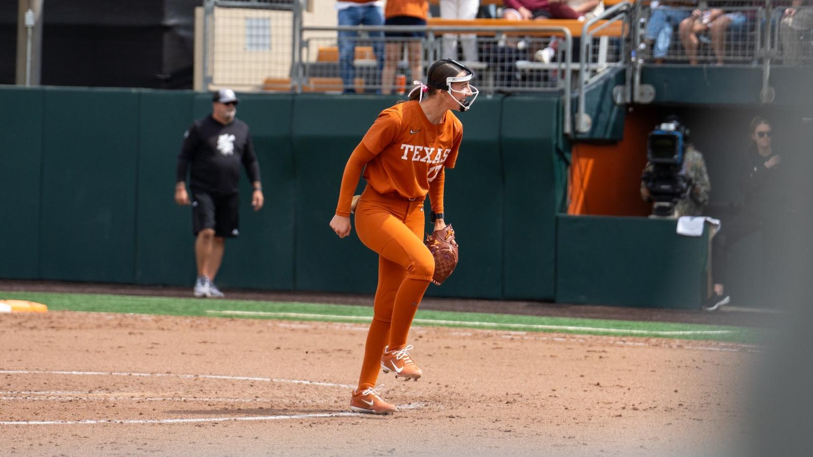 1600x900 No. 4 Softball preview: No. 2 Oklahoma of Texas Athletics