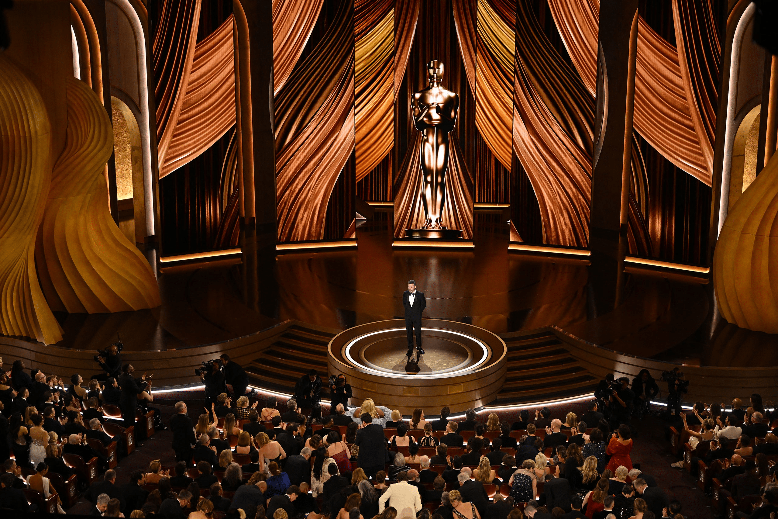 2560x1707 Academy Awards (Oscars) Wallpaper and Background: Free HD Download