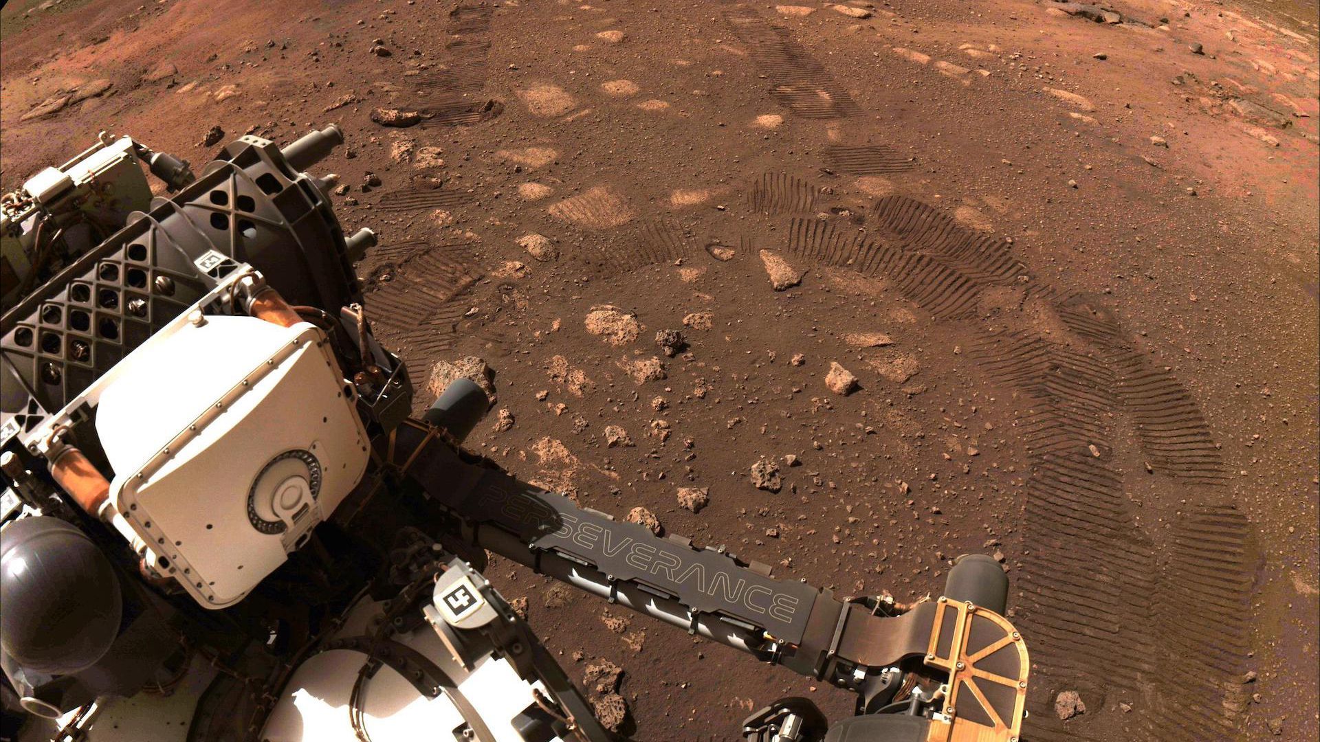 1920x1080 NASA's Perseverance rover takes its first drive