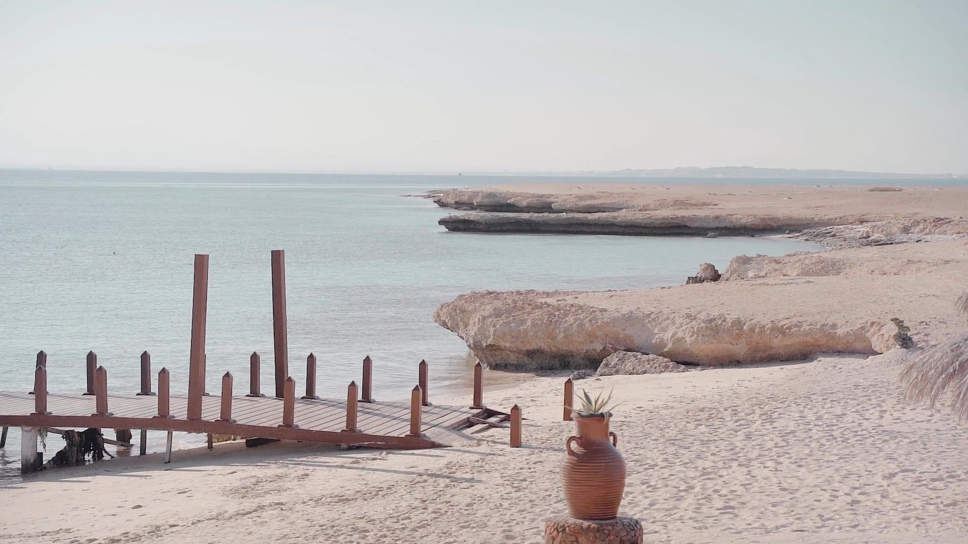 1920x1080 Calm Waters in the Beach