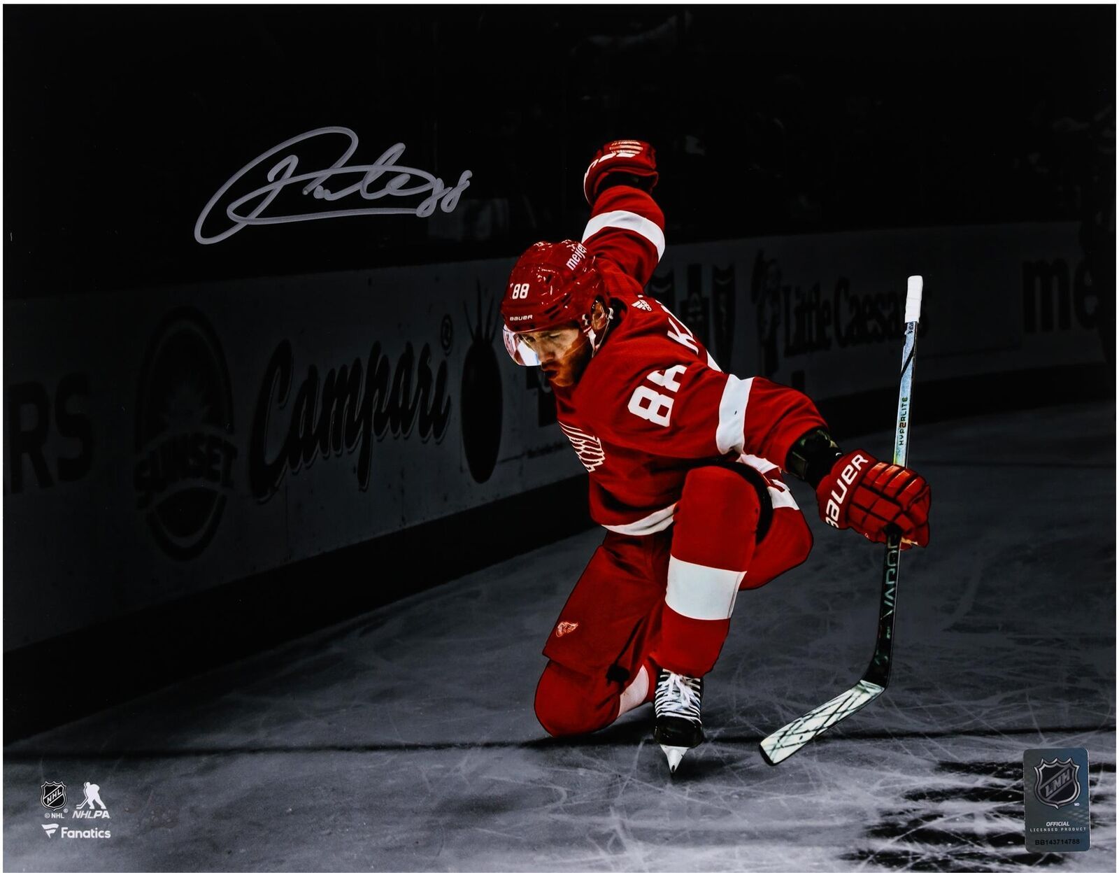 1600x1248 Patrick Kane Red Wings Wallpaper