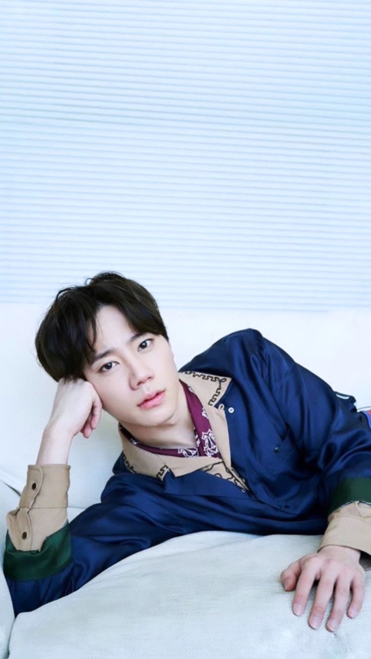 736x1307 Jun seventeen wallpaper lockscreen. Jun wallpaper boyfriend, Lee jun young, On twitter wallpaper