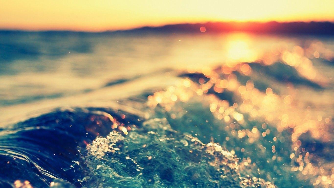 1366x768 Download 1366x768 Sunset, Wave, Ocean, Bokeh Wallpaper for Laptop, Notebook