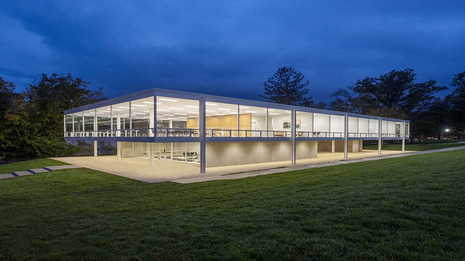 1600x900 A Forgotten Mies Van der Rohe Design Brought To Life