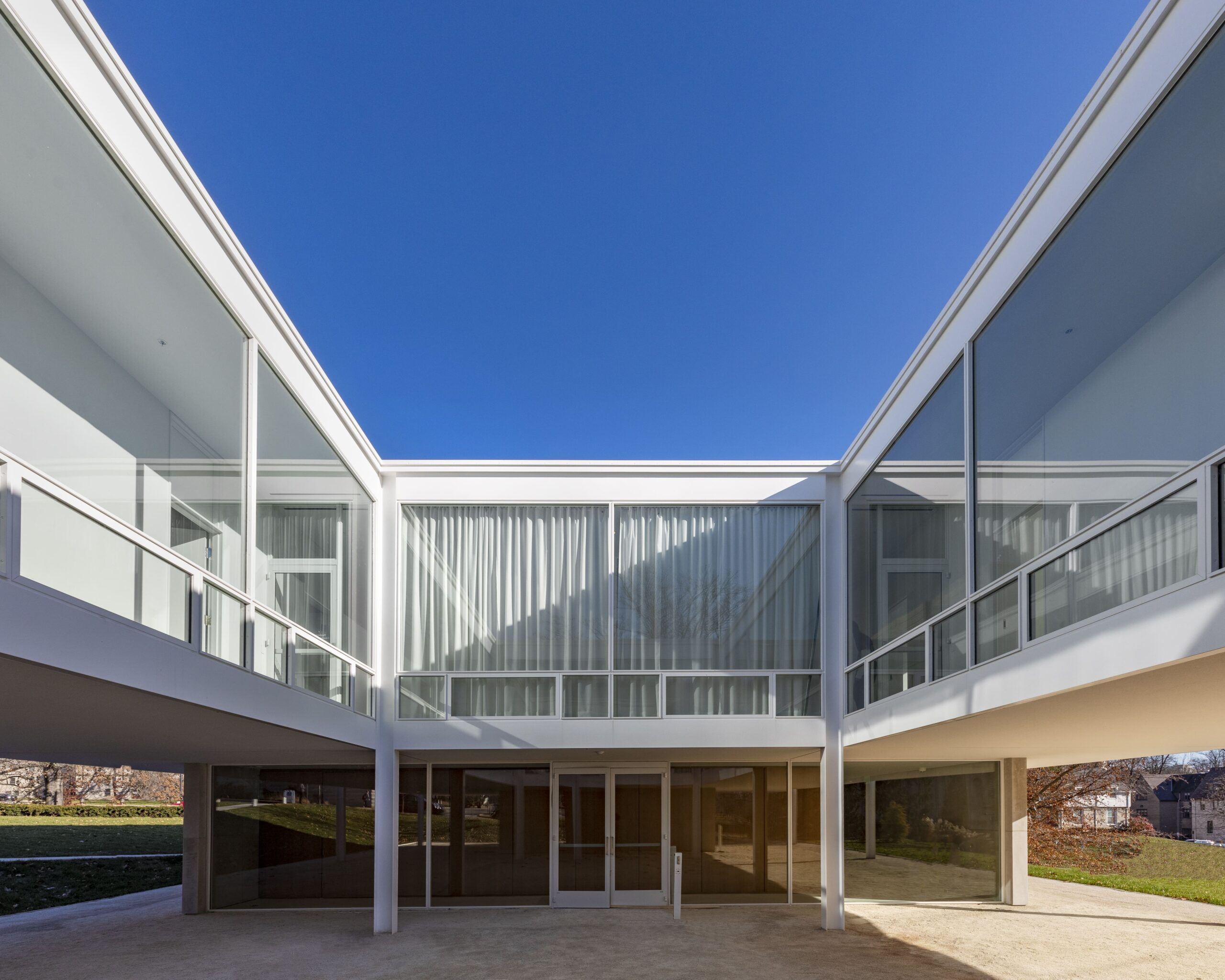 2560x2048 A Forgotten Mies Van der Rohe Design Brought To Life