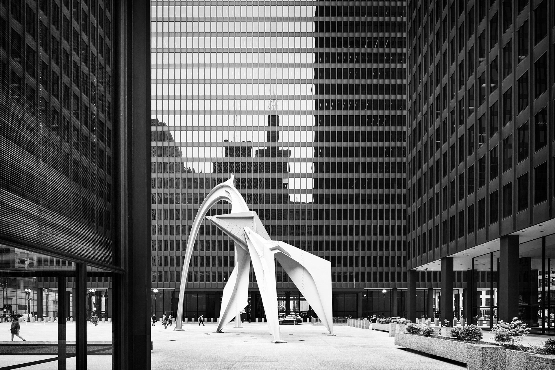 1920x1280 Kluczynski Federal Building; Flamingo. Chicago, IL. Mies van der Rohe; Alexander Calder (1). Image - Behance