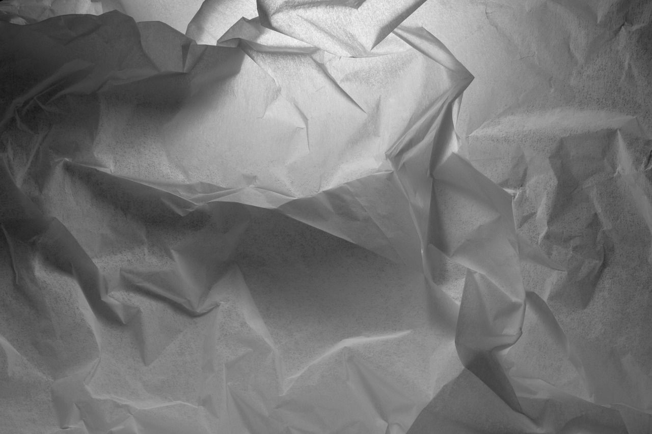 1280x853 Free Crumpled Paper & Paper Image