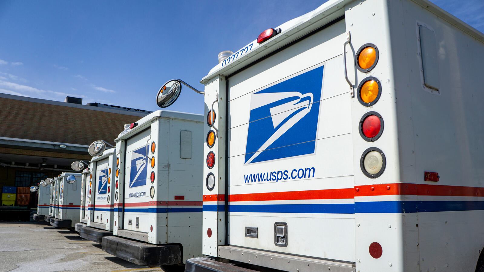1600x900 DHS Collabs with USPS to Fulfill Trump's Deportation Dreams