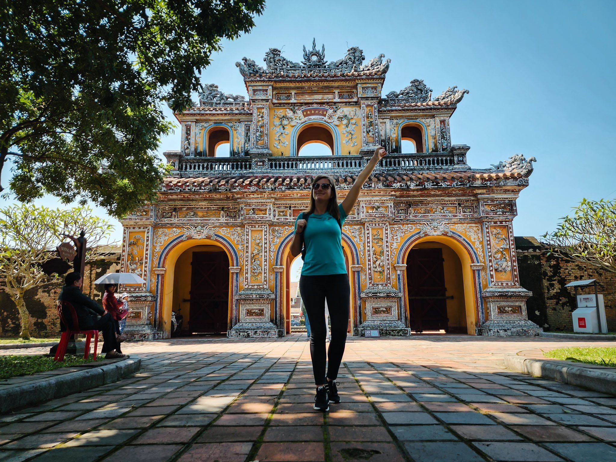 2048x1536 Hours In Hue: Imperial City, Royal Tombs & 2 Day Itinerary