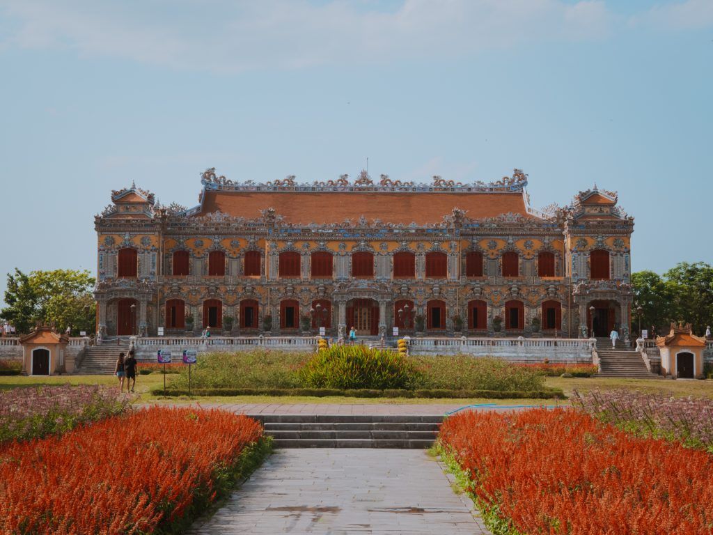 1024x768 Hue Travel Guide 2026: Vietnam's Imperial Capital