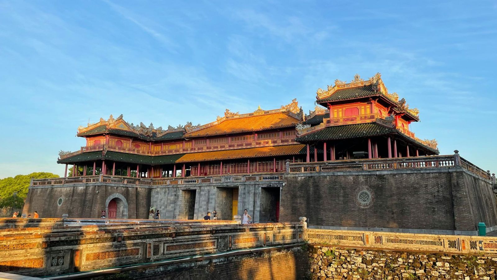 1600x900 Hue City: Exploring River, Royalty And Relics In Vietnam's Imperial Heart