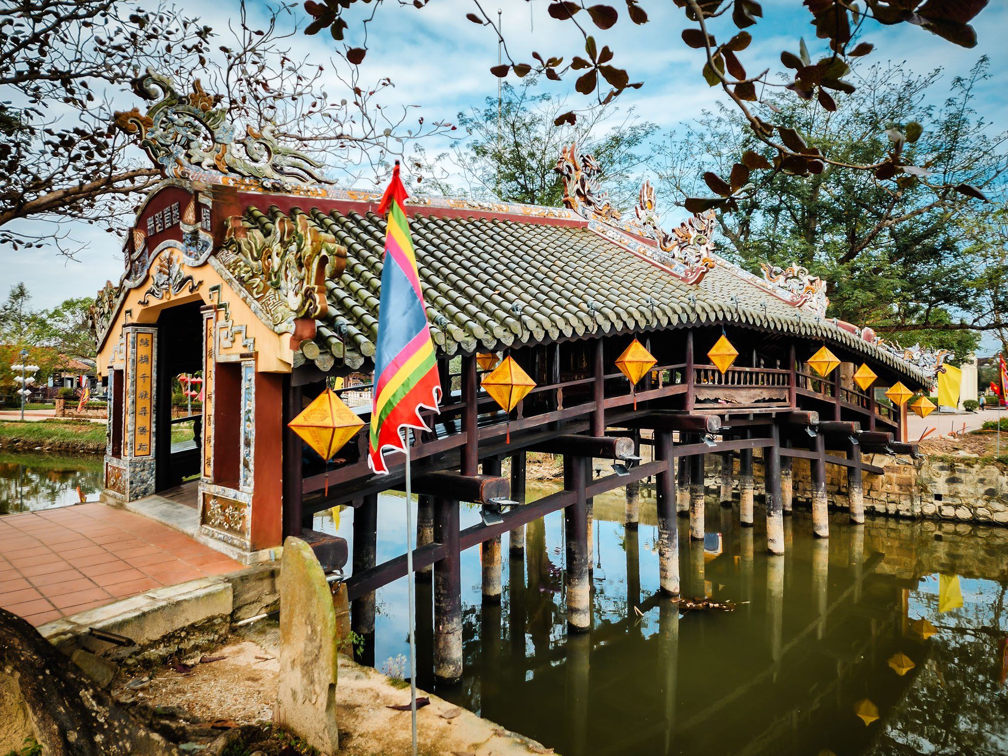 2048x1536 Hours In Hue: Imperial City, Royal Tombs & 2 Day Itinerary