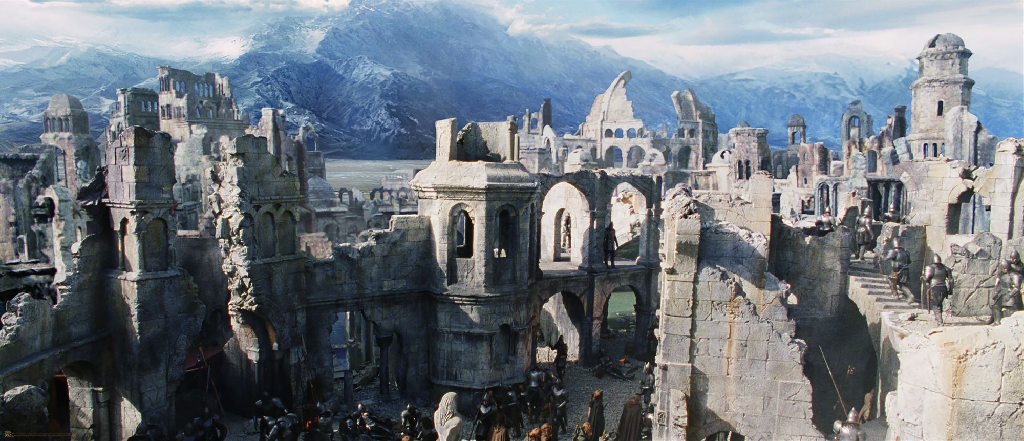 2000x861 Castle Wallpaper & Wall Murals