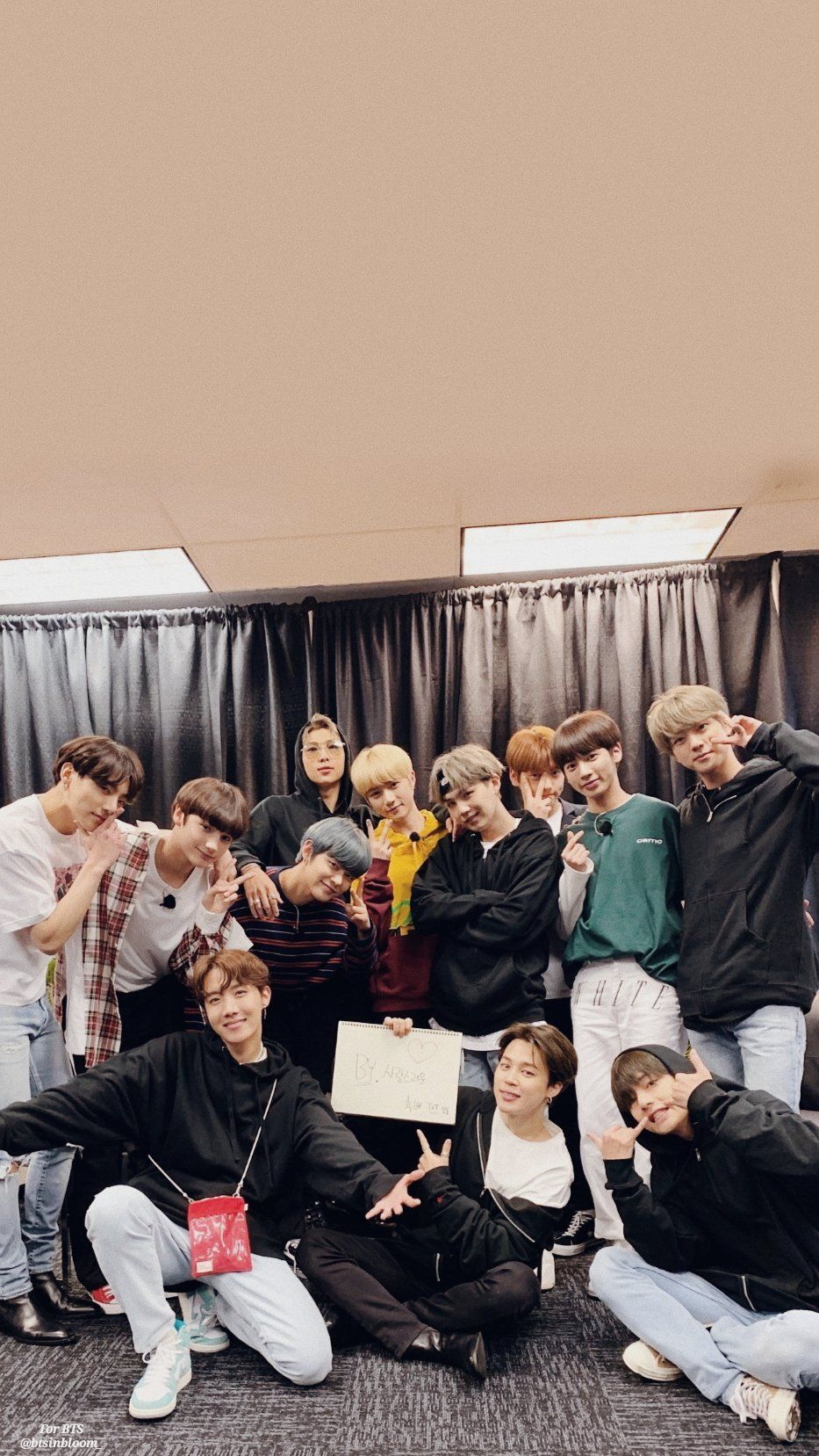 933x1657 Bighit Family Wallpaper