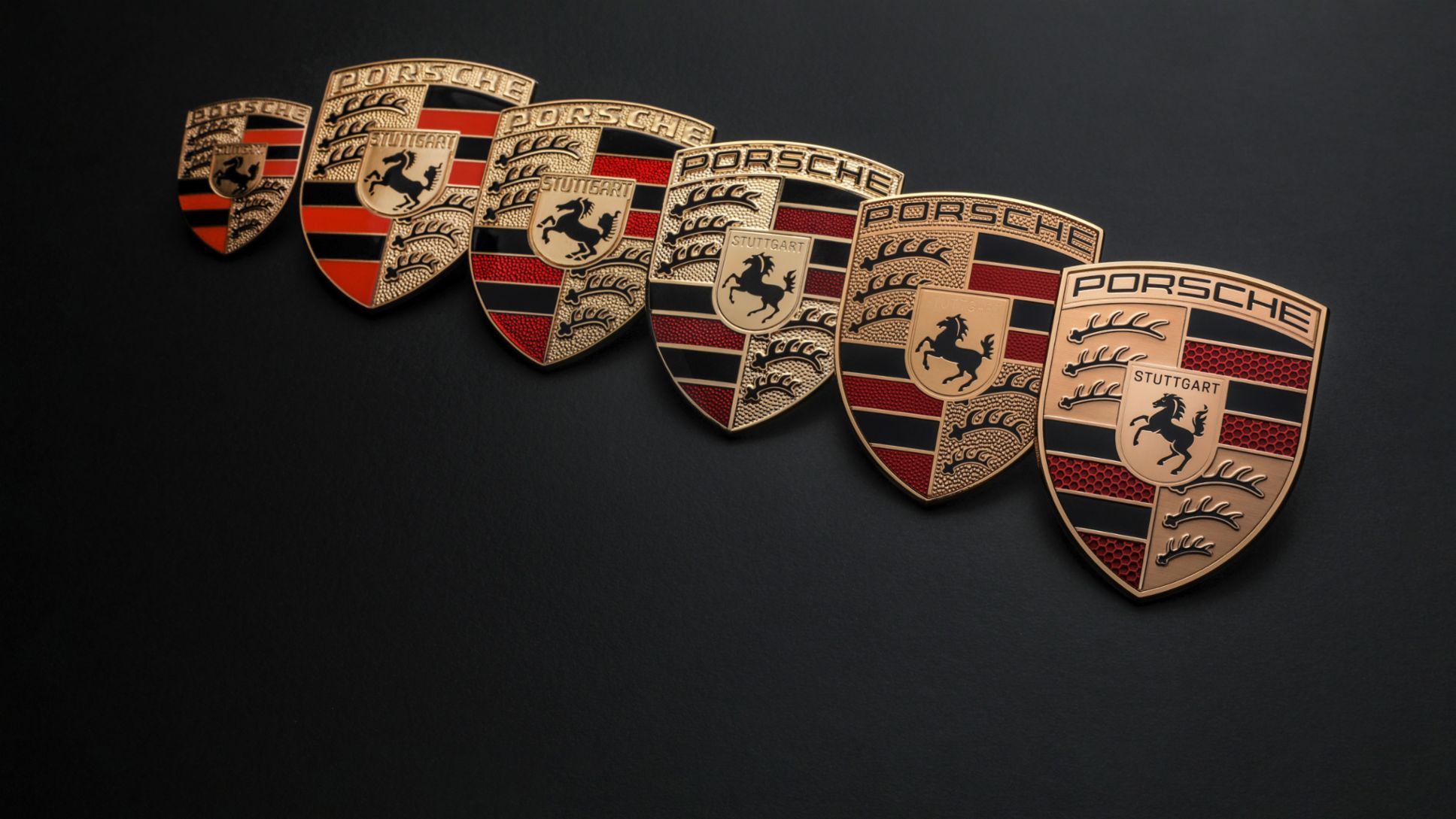 1935x1089 The new Porsche crest: the evolution of an icon Newsroom USA