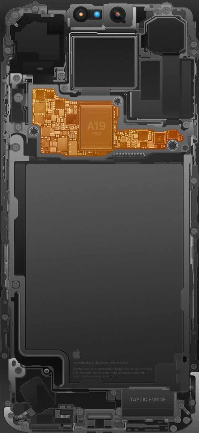 640x1390 The amazing Basic Apple Guy internal wallpaper are out for the 17 Pro's