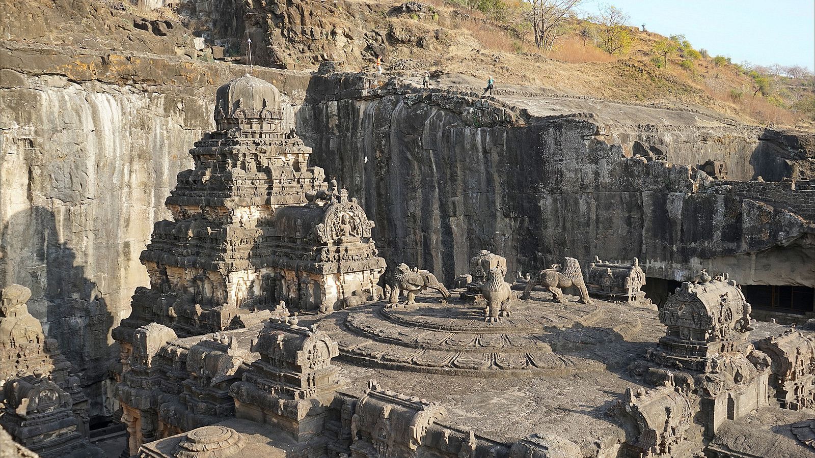 1600x900 Roof of Kailasa Temple, Ellora History Encyclopedia