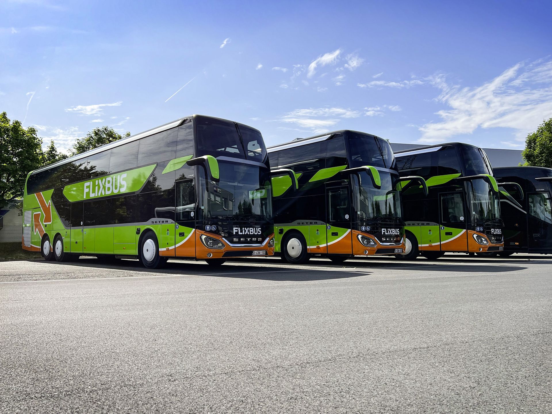1920x1440 Staf Cars: 5 x Setra for Flixbus