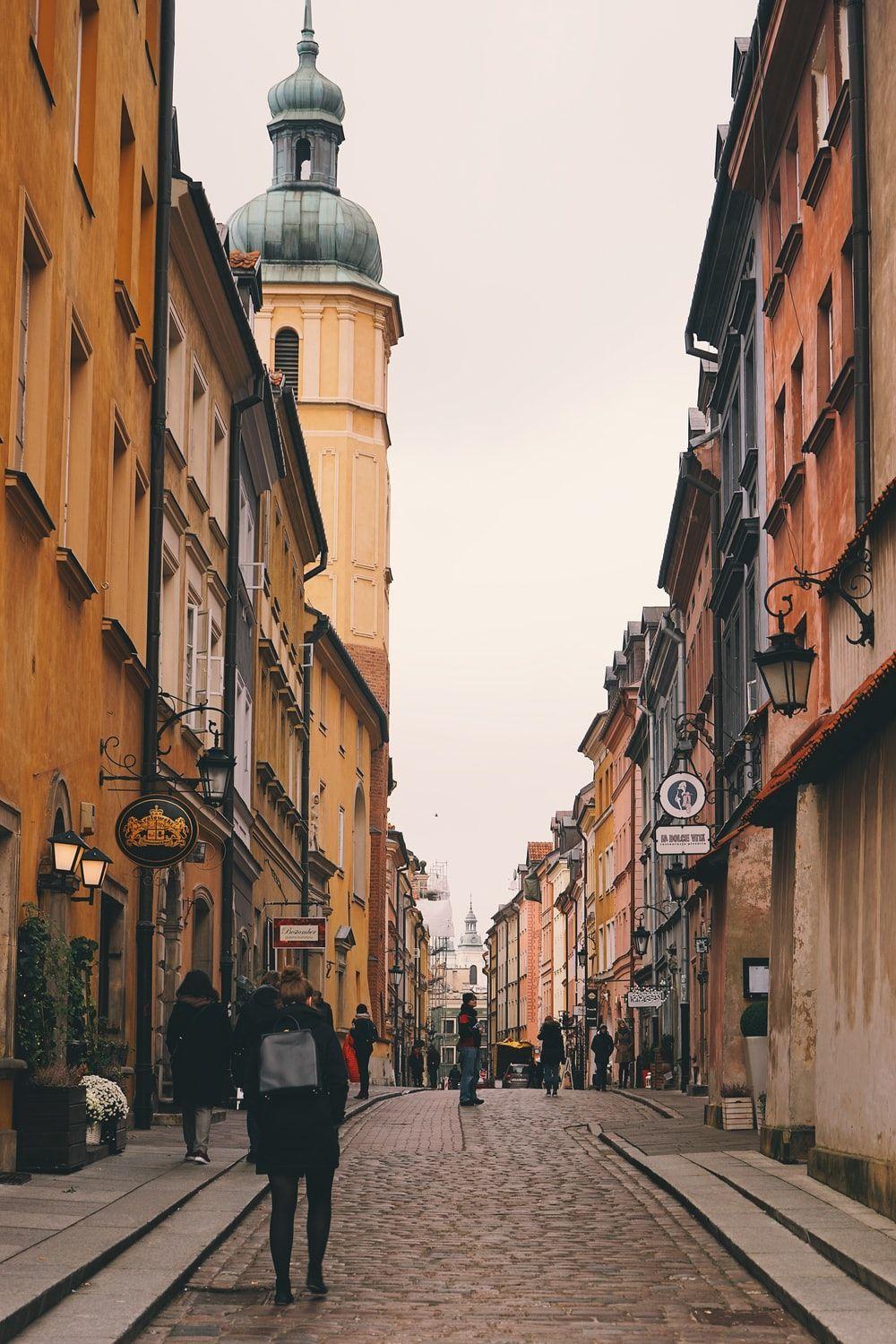1000x1500 Warsaw Poland Picture. Download Free Image