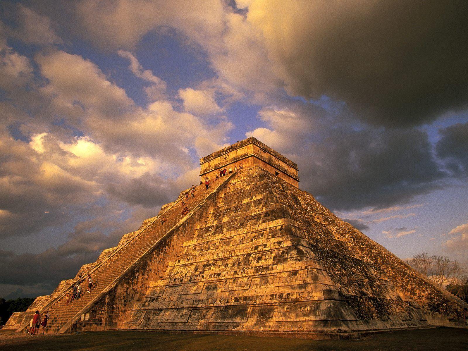 1600x1200 Ancient Mayan Ruins wallpaper .