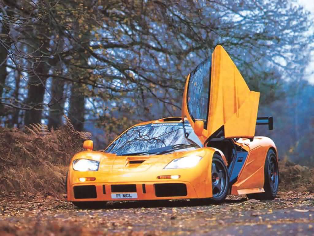 1024x768 hot cars f1 lm 2