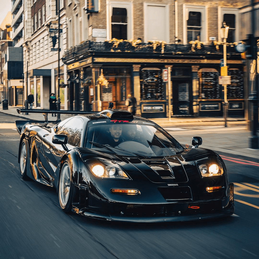 1080x1080 McLaren F1 GTR Longtail [1080×1080]