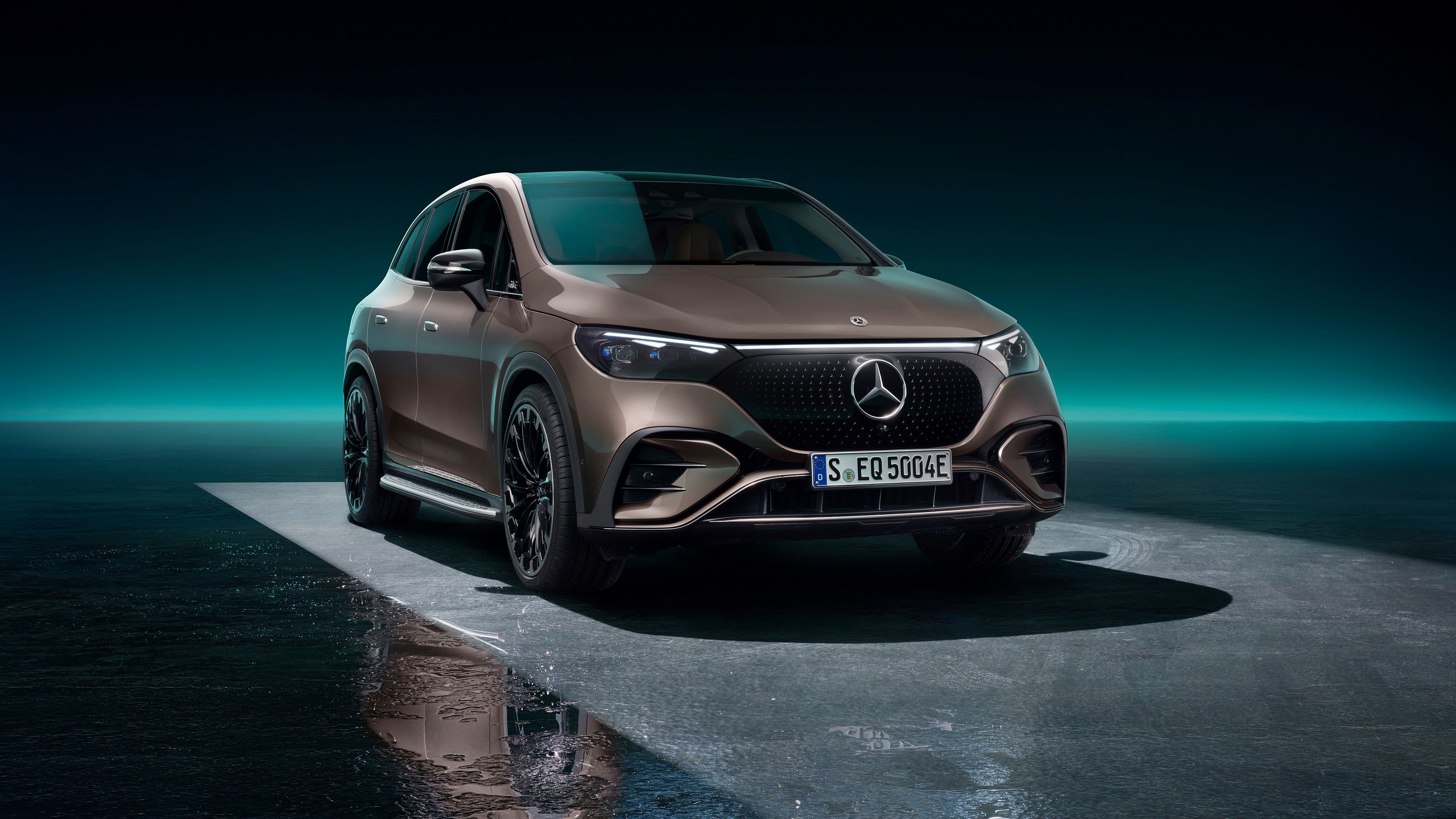 3840x2160 Mercedes AMG EQE SUV 500 4MATIC AMG Line 2023 4K HD Cars Wallpaper