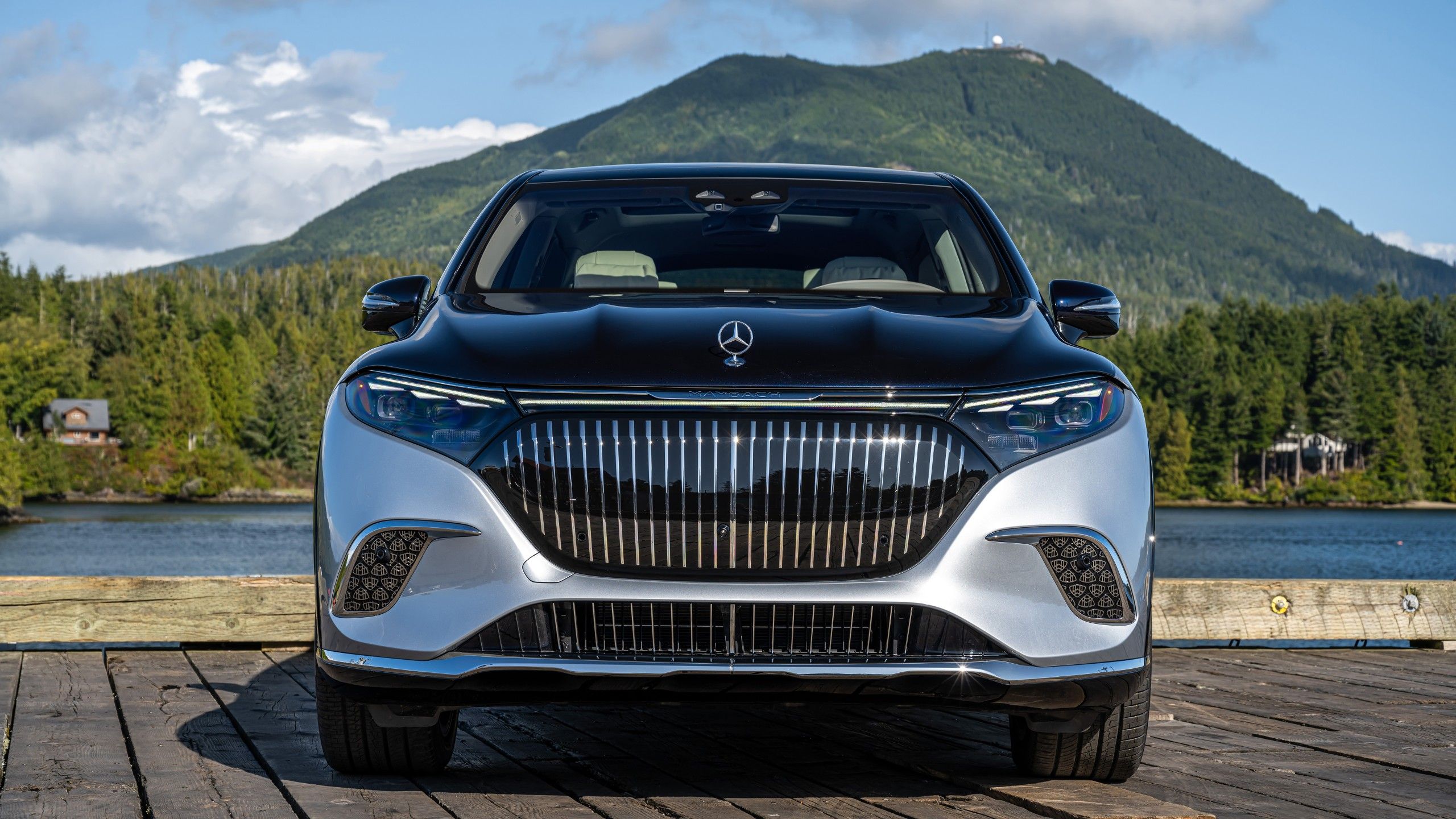 2560x1440 Mercedes Maybach EQS 680 SUV 2024 4K Wallpaper Car Wallpaper