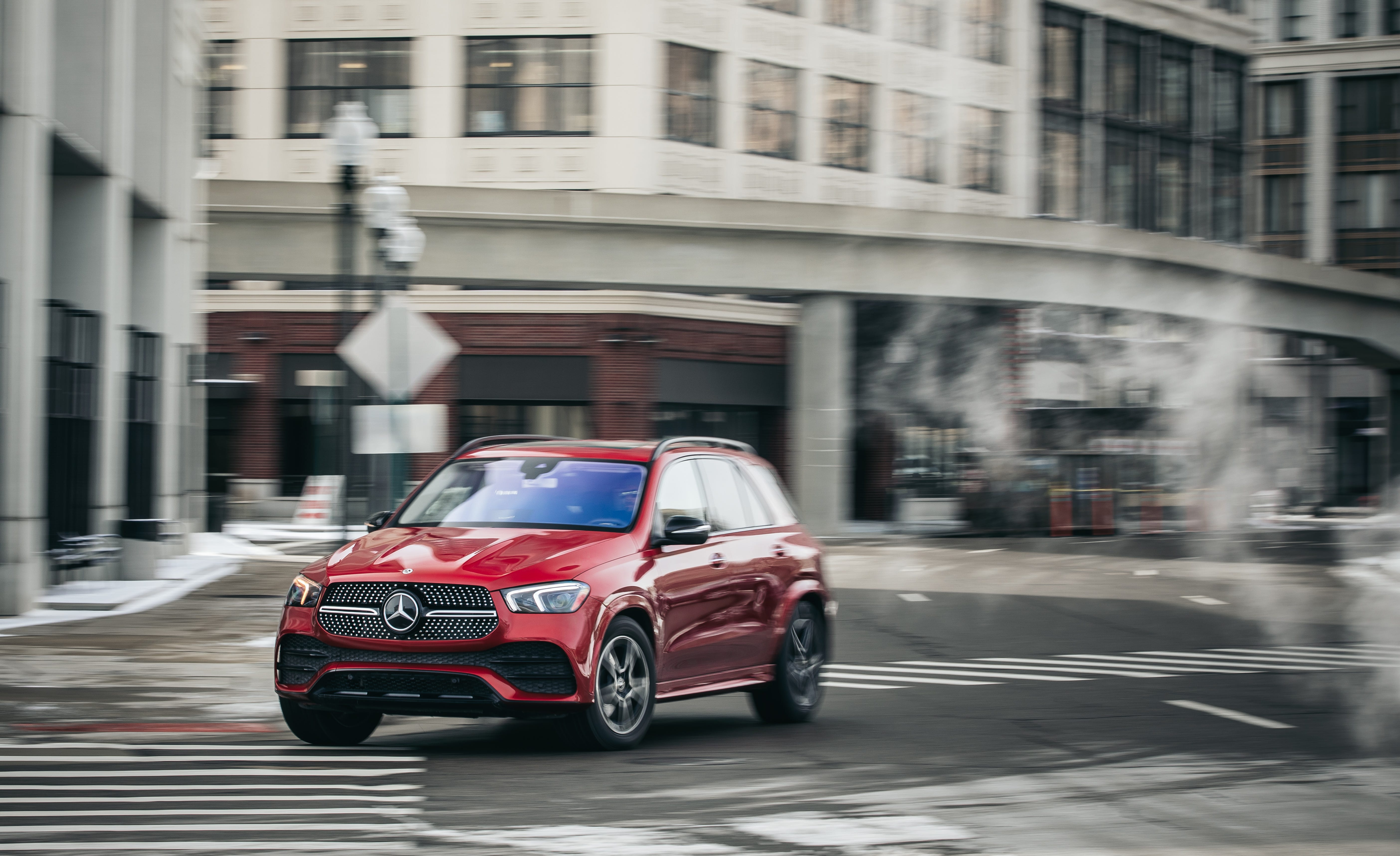 5614x3431 See The 2020 Mercedes Benz GLE450 In Photo
