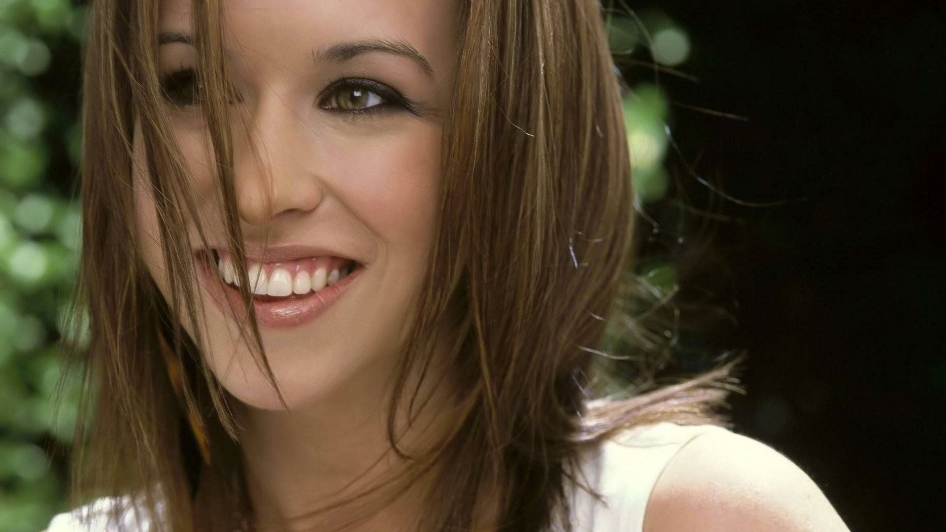 1920x1080 Download Celebrity Lacey Chabert HD Wallpaperx1080