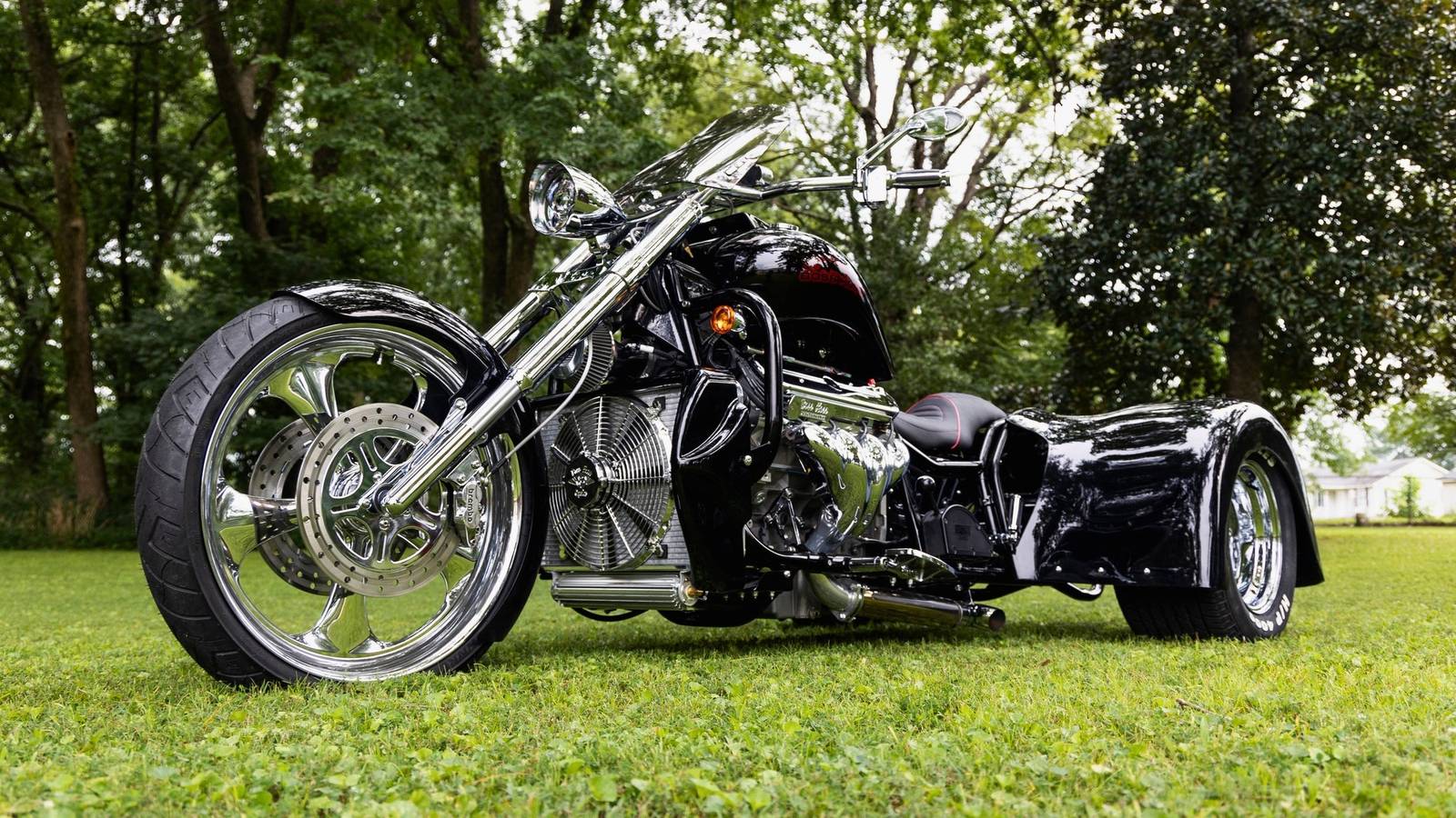 1600x900 Boss Hoss Reveals New 485 HP Trike For 2025