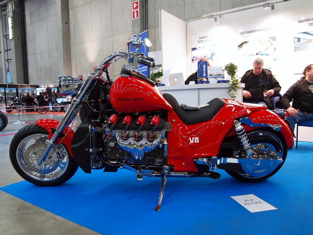 1024x768 Boss Hoss V8